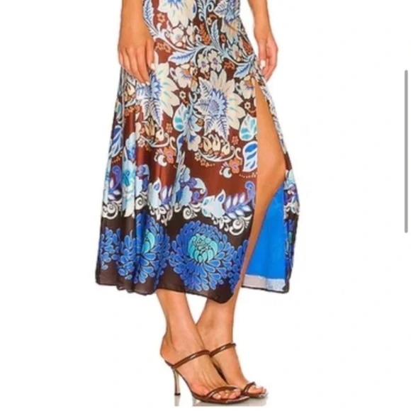 Alexis NWT Nisa Halter Midi Dress Blue Brown Floral Print Size M Resort Wedding - Picture 3 of 12